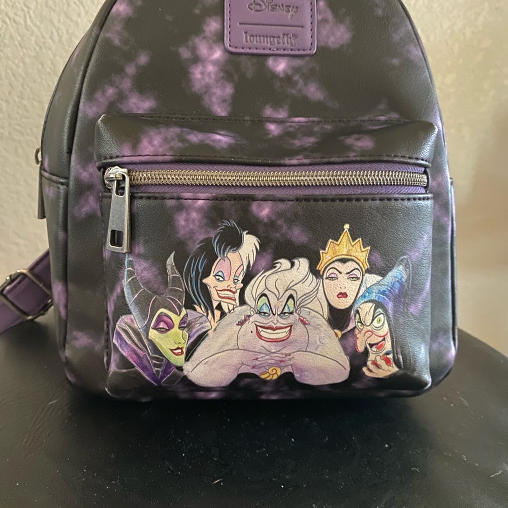Disney Loungefly mini backpack. - Picture 4 of 4